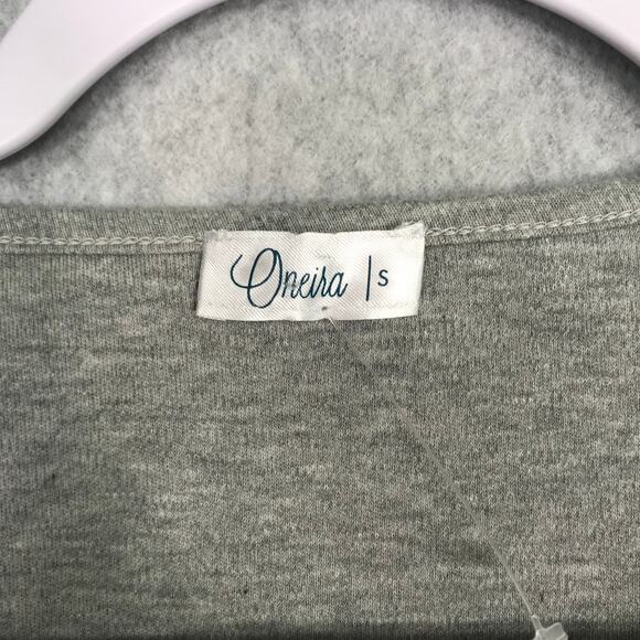 Oneira Shirt Womens Small Gray I'm Nuts About You Squirrels Basic Soft READ - Picture 4 of 10